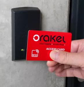 Cartão RFID personalizado utilizado para aceder